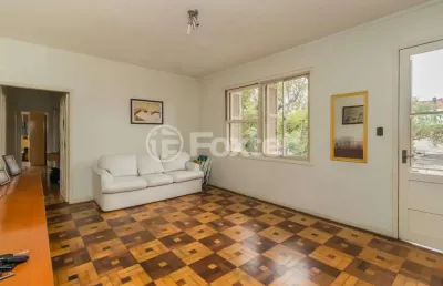 Apartamento com 3 quartos à venda na rua nunes, 596, medianeira, porto alegre, 132 m2 por r$ 380.000