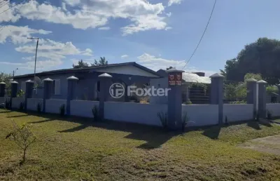 Casa com 4 quartos à venda na rua garibalde, 68, praia do barco, capão da canoa, 128 m2 por r$ 790.000