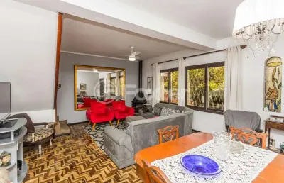 Casa com 3 quartos à venda na rua petronilla cogo, 74, parque santa fé, porto alegre, 210 m2 por r$ 684.000