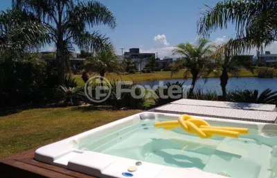 Casa em condomínio fechado com 3 quartos à venda na rua rio divisa, 750, centro, xangri-lá, 267 m2 por r$ 2.223.000