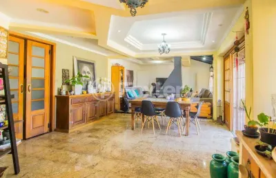 Casa com 3 quartos à venda na rua doutor ney cabral, 427, teresópolis, porto alegre, 282 m2 por r$ 930.000