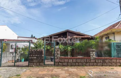 Casa com 2 quartos à venda na rua barão de itaqui, 130, jardim são pedro, porto alegre, 70 m2 por r$ 500.000