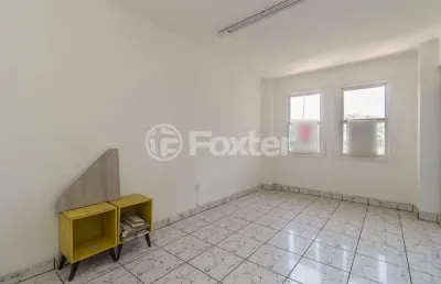 Sala comercial com 2 salas à venda na rua dos andradas, 1155, centro histórico, porto alegre, 92 m2 por r$ 244.710