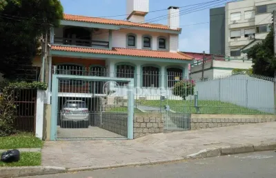Casa com 2 quartos à venda na rua jaguari, 748, cristal, porto alegre, 425 m2 por r$ 1.352.700