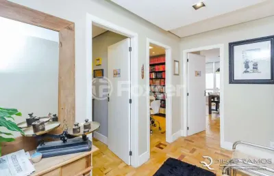 Sala comercial com 2 salas à venda na rua vigário josé inácio, 399, centro histórico, porto alegre, 43 m2 por r$ 302.000