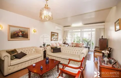 Casa com 4 quartos à venda na rua domingos josé de almeida, 116, rio branco, porto alegre, 240 m2 por r$ 1.725.000