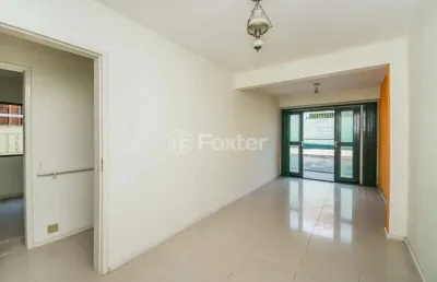 Casa com 8 quartos à venda na acesso josé da silva bernardo, 223, jardim itu sabará, porto alegre, 226 m2 por r$ 690.000