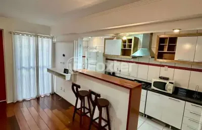 Apartamento com 2 quartos à venda na avenida joão pessoa, 1091, cidade baixa, porto alegre, 55 m2 por r$ 308.500