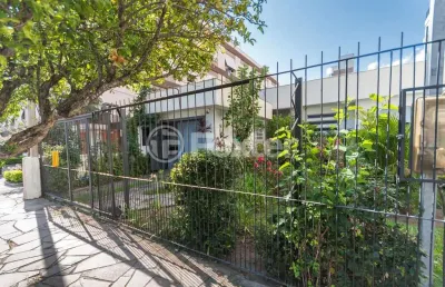 Casa com 4 quartos à venda na rua josé francisco duarte júnior, 172, menino deus, porto alegre, 222 m2 por r$ 995.000