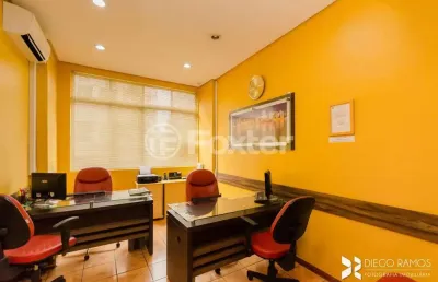 Sala comercial com 3 salas à venda na rua marechal floriano peixoto, 13, centro histórico, porto alegre, 116 m2 por r$ 259.000