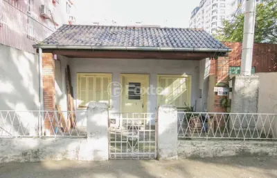 Casa com 2 quartos à venda na rua anita garibaldi, 393, mont serrat, porto alegre, 81 m2 por r$ 800.000