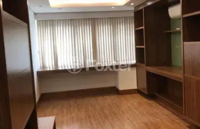 Sala comercial com 1 sala à venda na avenida teixeira mendes, 22, chácara das pedras, porto alegre, 32 m2 por r$ 195.000