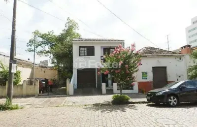 Casa com 3 quartos à venda na rua livramento, 262, santana, porto alegre, 219 m2 por r$ 1.100.000