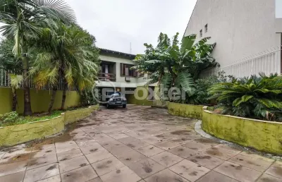 Casa comercial com 6 salas à venda na rua estácio de sá, 76, chácara das pedras, porto alegre, 409 m2 por r$ 2.150.000