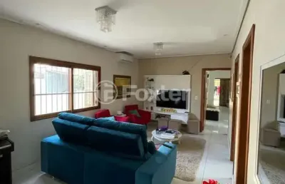 Casa com 4 quartos à venda na rua laudelino freire, 482, sarandi, porto alegre, 180 m2 por r$ 676.875