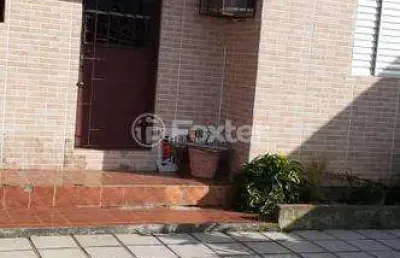 Casa com 3 quartos à venda na rua caracas, 45, vila fátima, cachoeirinha, 130 m2 por r$ 426.000