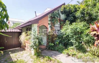 Casa com 3 quartos à venda na rua nunes, 482, medianeira, porto alegre, 131 m2 por r$ 600.000