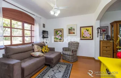 Casa em condomínio fechado com 4 quartos à venda na rua doutor campos velho, 1245, cristal, porto alegre, 300 m2 por r$ 750.000