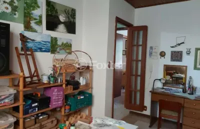 Casa com 4 quartos à venda na rua líbero badaró, 248, passo da areia, porto alegre, 200 m2 por r$ 1.050.000