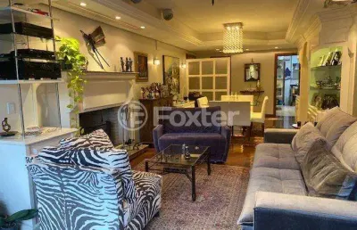 Apartamento com 3 quartos à venda na rua santa cecília, 2001, santa cecília, porto alegre, 177 m2 por r$ 1.550.000
