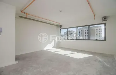 Sala comercial com 1 sala à venda na avenida inácio vasconcelos, 59, boa vista, porto alegre, 47 m2 por r$ 550.000