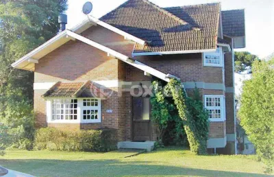 Casa em condomínio fechado com 3 quartos à venda na rua das gralhas, 241, centro, canela, 450 m2 por r$ 2.980.000