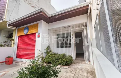 Casa comercial com 1 sala à venda na avenida lavras, 345, petrópolis, porto alegre, 124 m2 por r$ 1.300.000
