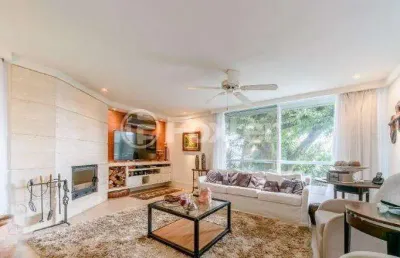 Casa em condomínio fechado com 3 quartos à venda na praça josé assunção, 22, vila assunção, porto alegre, 367 m2 por r$ 2.700.000