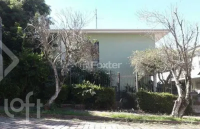 Casa com 5 quartos à venda na rua angelo segalla, 559, petrópolis, caxias do sul, 275 m2 por r$ 1.500.000