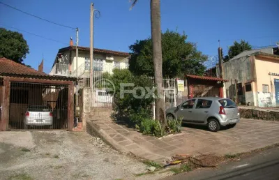 Casa com 3 quartos à venda na avenida paulo pontes, 628, cavalhada, porto alegre, 310 m2 por r$ 490.000