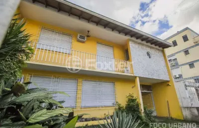 Casa com 6 quartos à venda na rua guilherme alves, 1547, partenon, porto alegre, 500 m2 por r$ 1.398.000