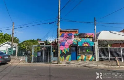 Casa com 6 quartos à venda na avenida eduardo prado, 1791, cavalhada, porto alegre, 400 m2 por r$ 1.149.000