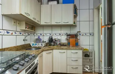 Apartamento com 2 quartos à venda na avenida chuí, 30, cristal, porto alegre, 50 m2 por r$ 259.000