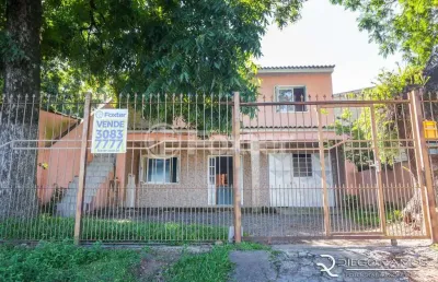 Casa com 2 quartos à venda na avenida joão ferreira jardim, 601, rubem berta, porto alegre, 260 m2 por r$ 479.000