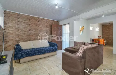 Casa com 6 quartos à venda na rua cirilo leite torres, 75, espírito santo, porto alegre, 110 m2 por r$ 700.000