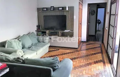 Apartamento com 3 quartos à venda na rua marcílio dias, 1555, menino deus, porto alegre, 103 m2 por r$ 360.000