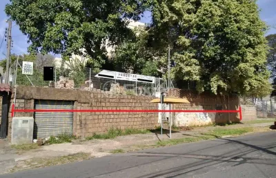 Terreno à venda na rua intendente alfredo azevedo, 869 a 897, glória, porto alegre, 450 m2 por r$ 400.000