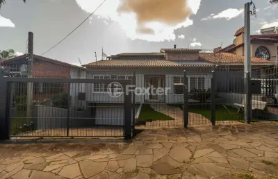 Casa comercial com 4 salas à venda na rua general francisco de paula cidade, 200, chácara das pedras, porto alegre, 400 m2 por r$ 1.990.000