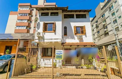 Casa com 4 quartos à venda na avenida ijuí, 181, petrópolis, porto alegre, 157 m2 por r$ 600.000
