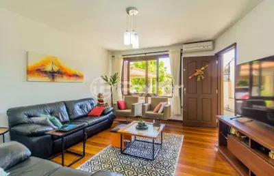 Casa com 3 quartos à venda na rua carlos nobre, 95, ipanema, porto alegre, 300 m2 por r$ 655.000