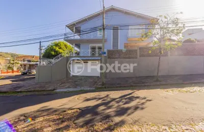 Casa com 3 quartos à venda na rua doze de outubro, 173, partenon, porto alegre, 277 m2 por r$ 1.200.000