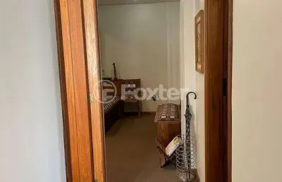 Sala comercial com 3 salas à venda na avenida borges de medeiros, 308, praia de belas, porto alegre, 50 m2 por r$ 225.150