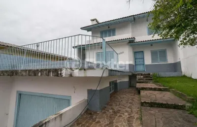 Casa com 4 quartos à venda na rua padre joão batista reus, 1767, vila conceição, porto alegre, 266 m2 por r$ 650.000