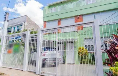 Casa com 4 quartos à venda na rua luiz de camões, 150, santo antônio, porto alegre, 277 m2 por r$ 750.000