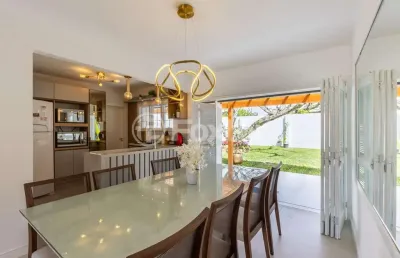 Casa com 5 quartos à venda na rua emboá, 237, centro, xangri-lá, 300 m2 por r$ 1.590.000