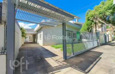 Casa com 4 quartos à venda na rua paissandu, 524, partenon, porto alegre, 290 m2 por r$ 1.010.000