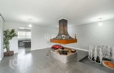 Casa com 3 quartos à venda na avenida manoel elias, 1136, jardim leopoldina, porto alegre, 286 m2 por r$ 690.000