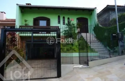 Casa com 4 quartos à venda na rua hipólito da costa, 63, santa tereza, porto alegre, 330 m2 por r$ 800.000