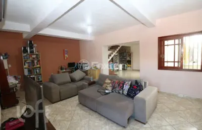 Casa com 4 quartos à venda na rua bernardo guimarães, 107, partenon, porto alegre, 282 m2 por r$ 640.000