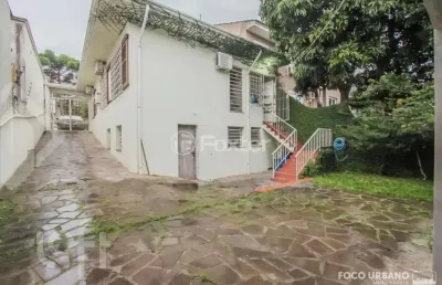 Casa com 4 quartos à venda na rua ricalde marques, 104, jardim são pedro, porto alegre, 220 m2 por r$ 750.000